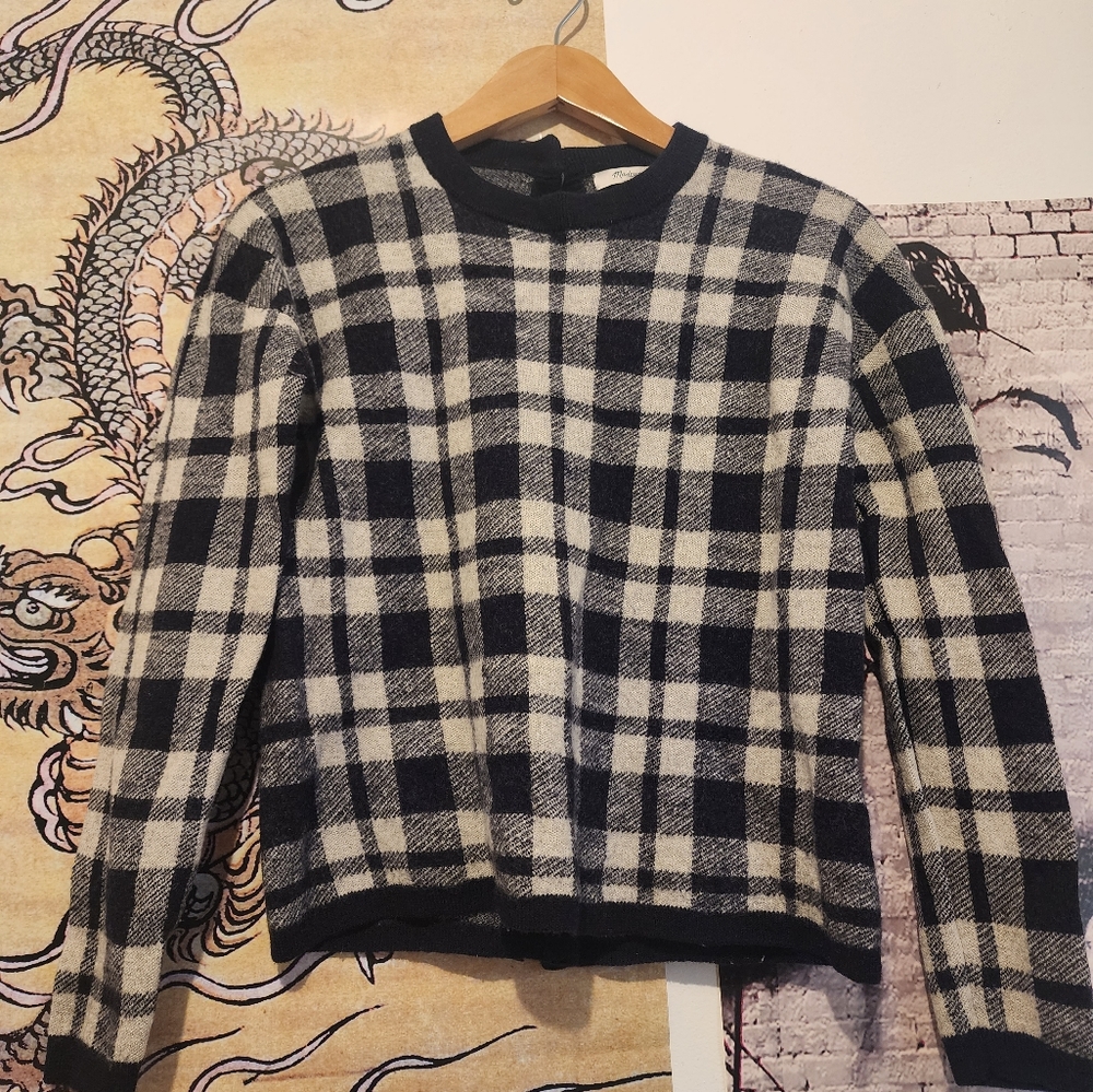 Madewell navy plaid back button sweater
